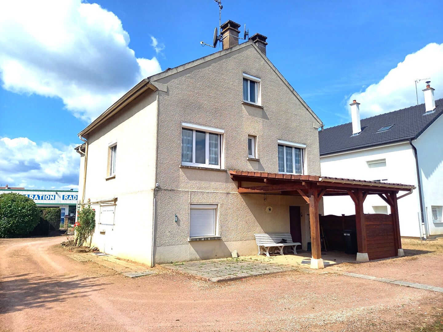 Maison  à CHAMPFORGEUIL