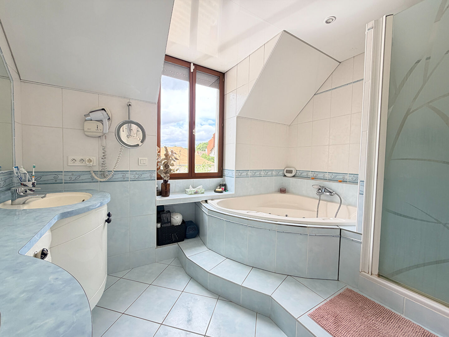 Maison familiale 5 pièces - 169 m²  - Saint Rémy