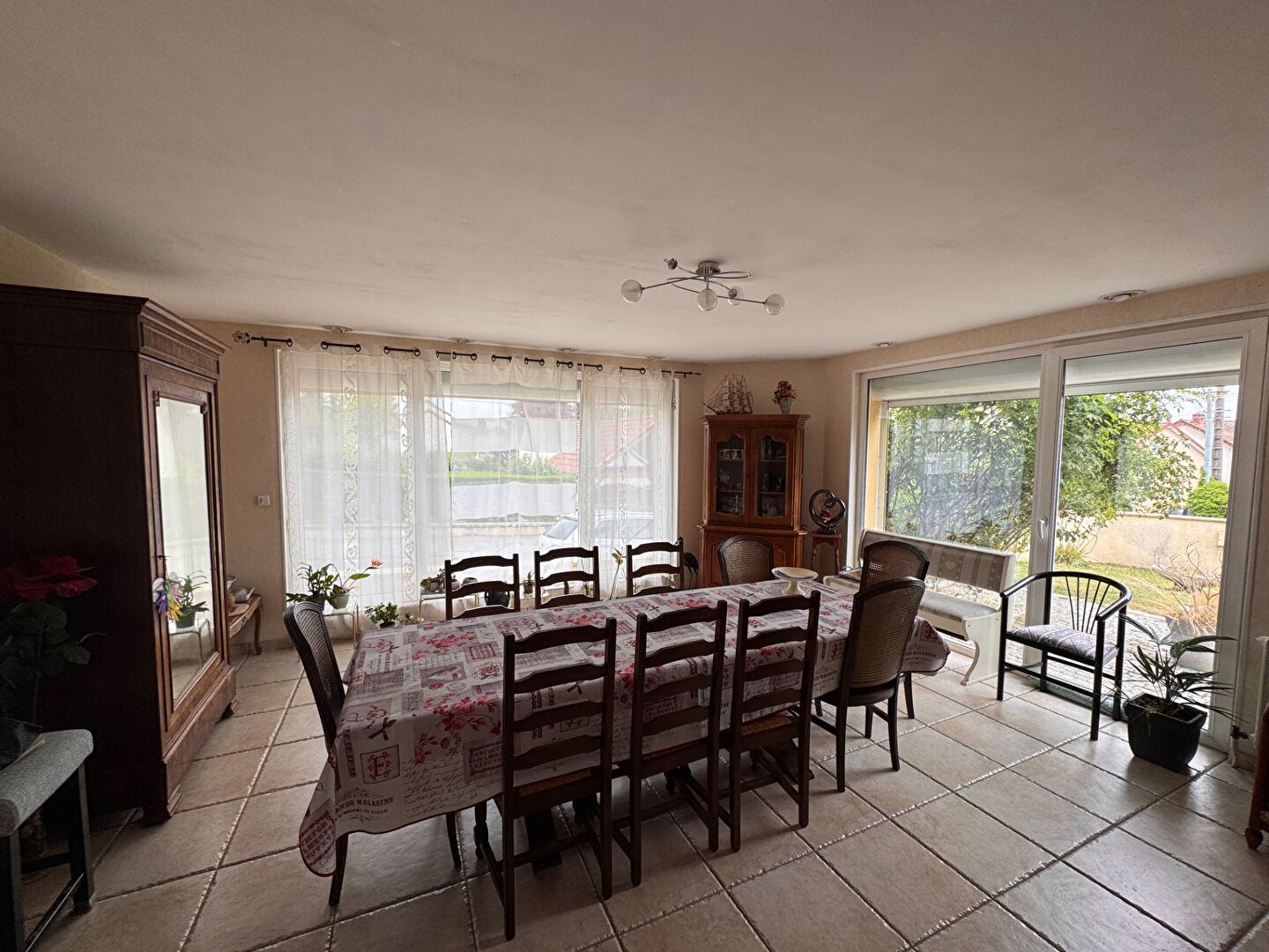 Maison 6 pièces à vendre à Écuisses