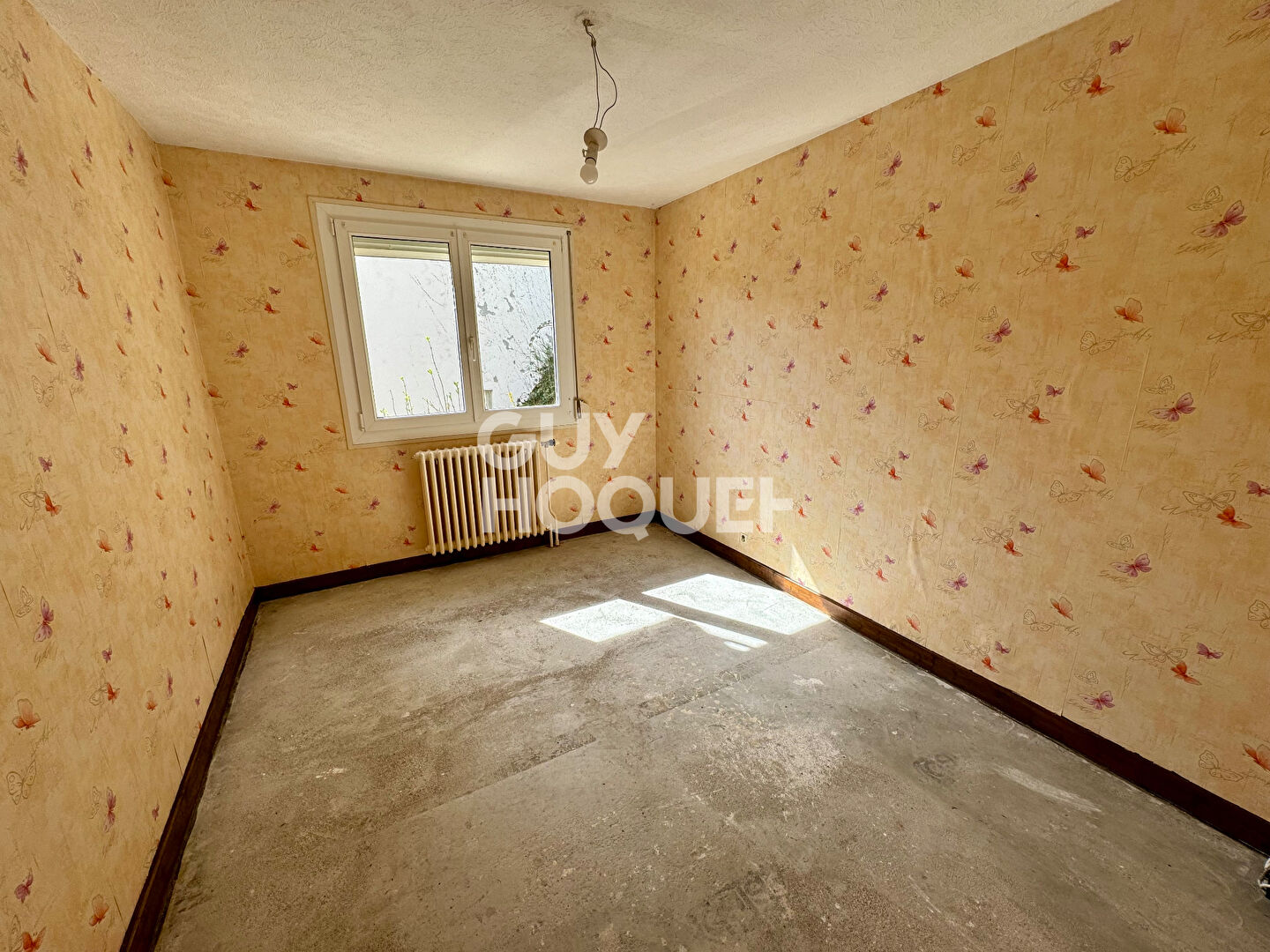 SAINT SERNIN DU BOIS : Maison 4 pièces (91m²) à vendre