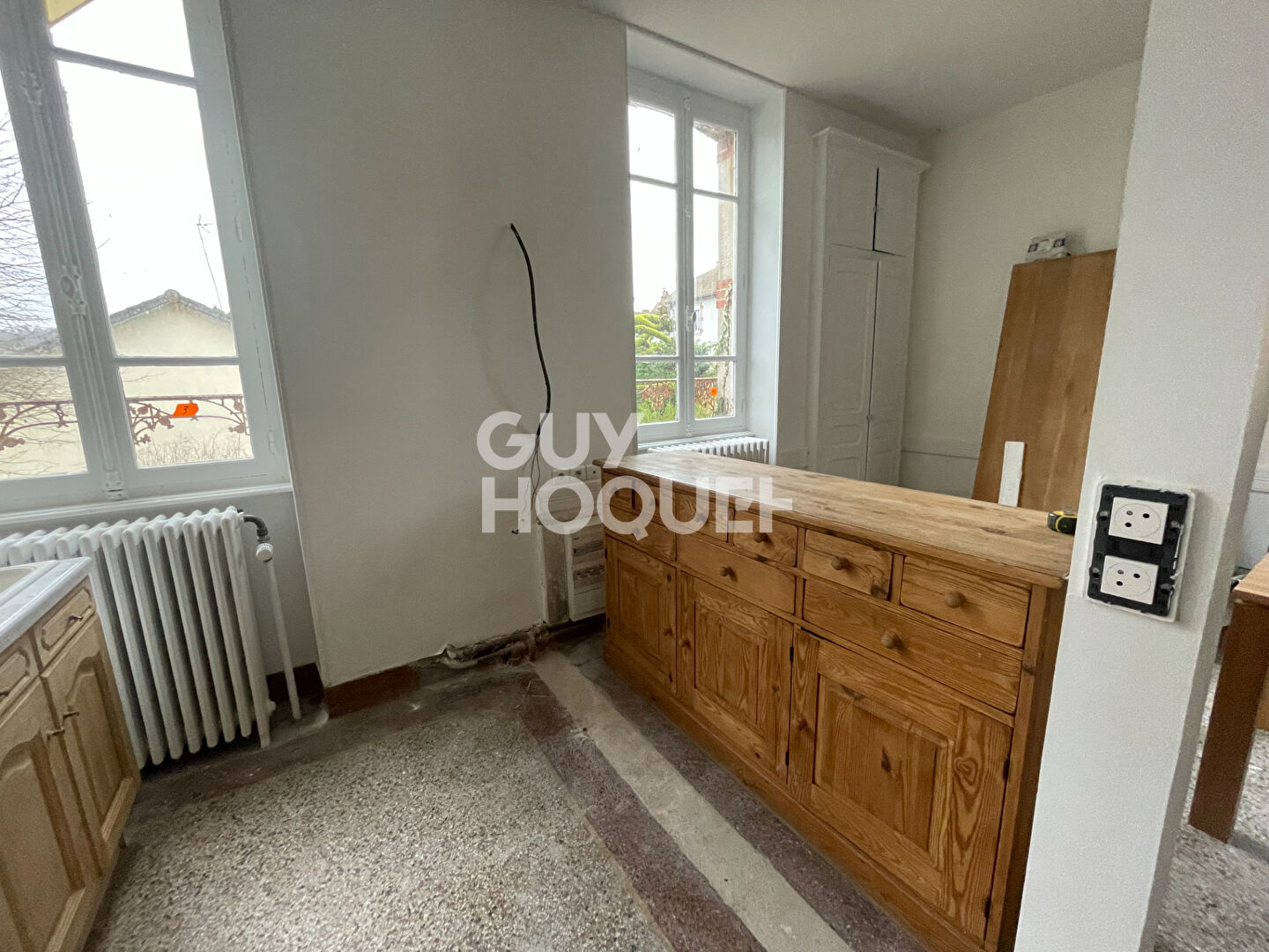 Belle maison familiale/ gîte (300 m²) à MESVRES