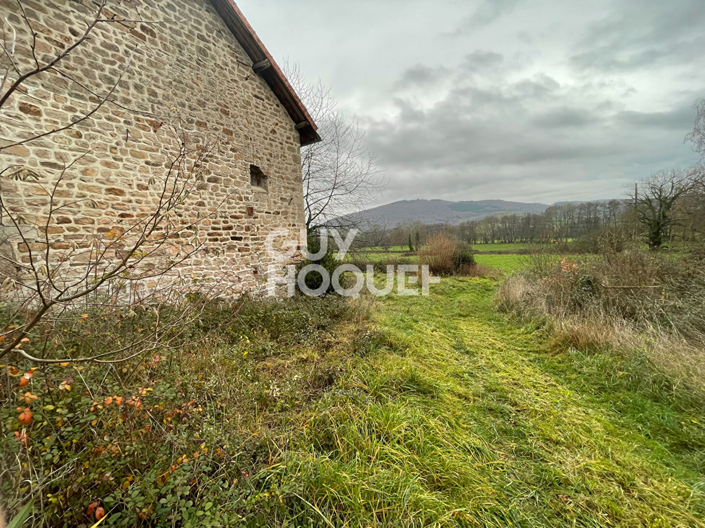 Belle maison familiale/ gîte (300 m²) à MESVRES