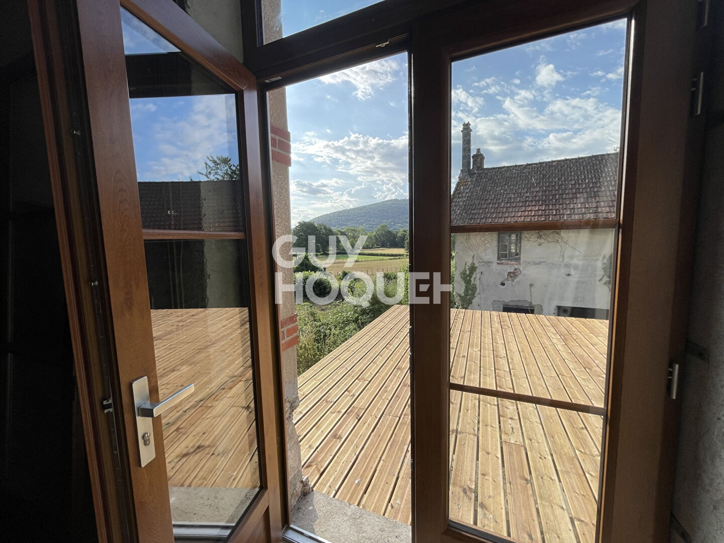 Belle maison familiale/ gîte (300 m²) à MESVRES