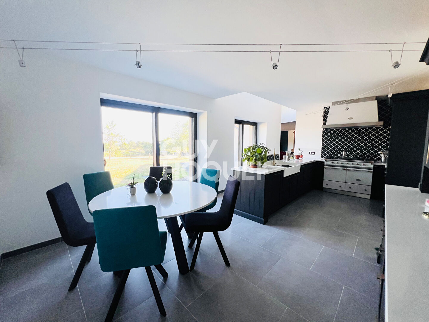 MAISON D'ARCHITECTE 133 m2 - DE CARACTÈRE - LA TAGNIÈRE