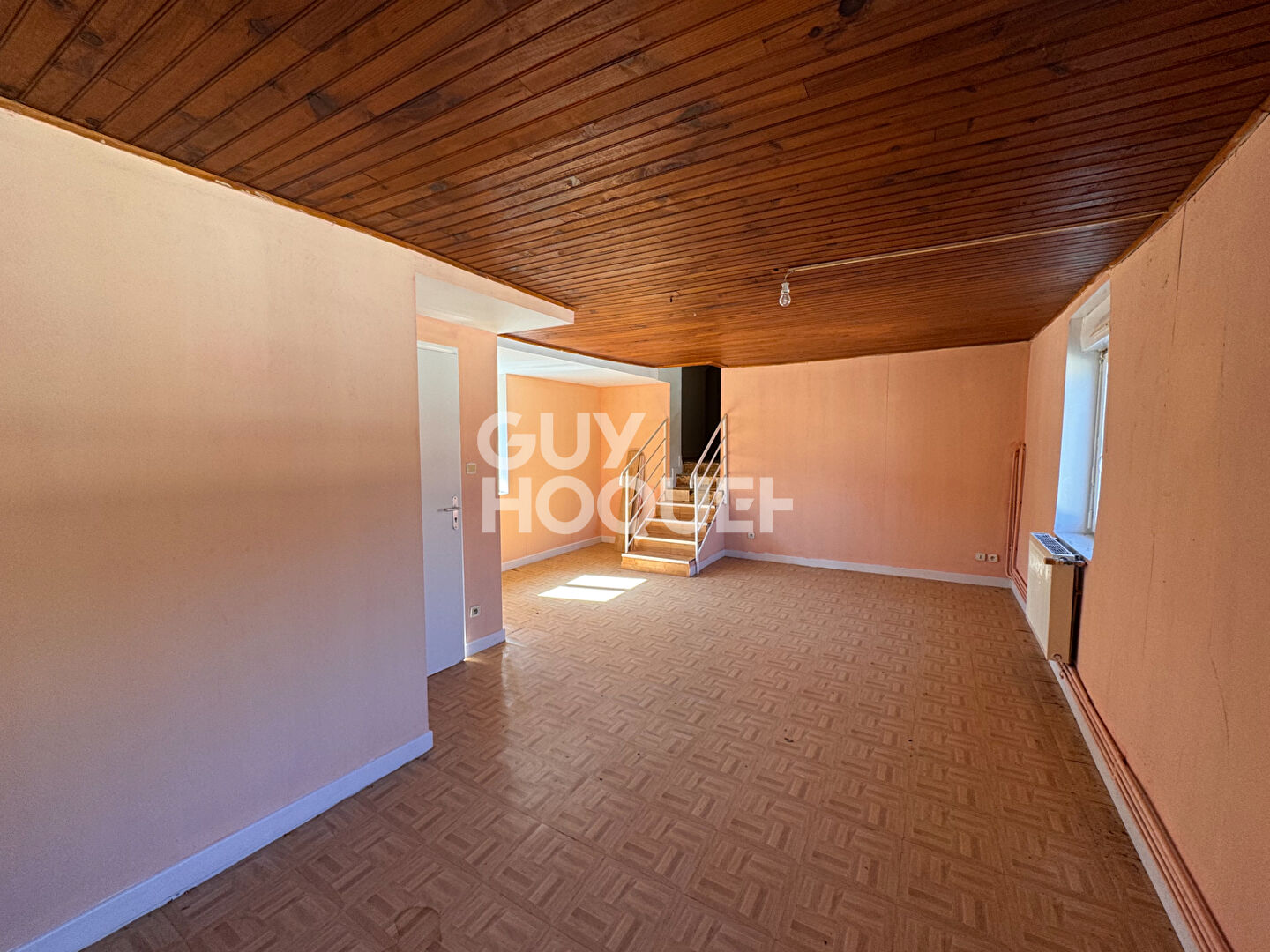 VENTE : maison de 6 pièces (101 m²) au CREUSOT