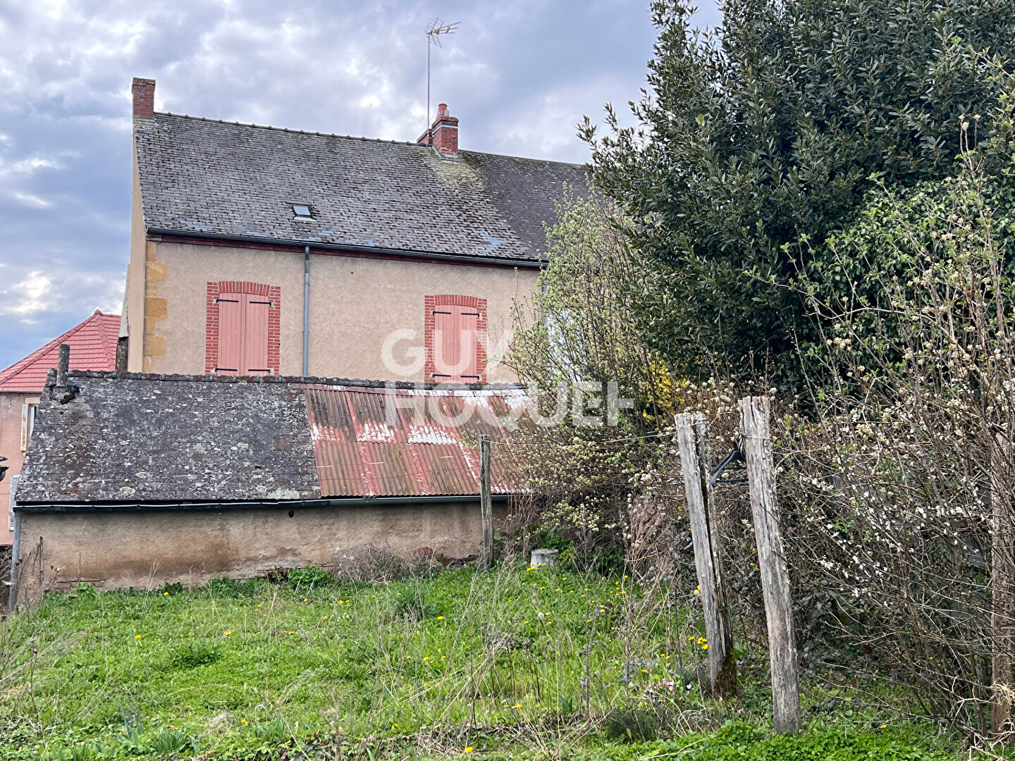 Maison à vendre à Issy-l'Évêque - Référence 1451