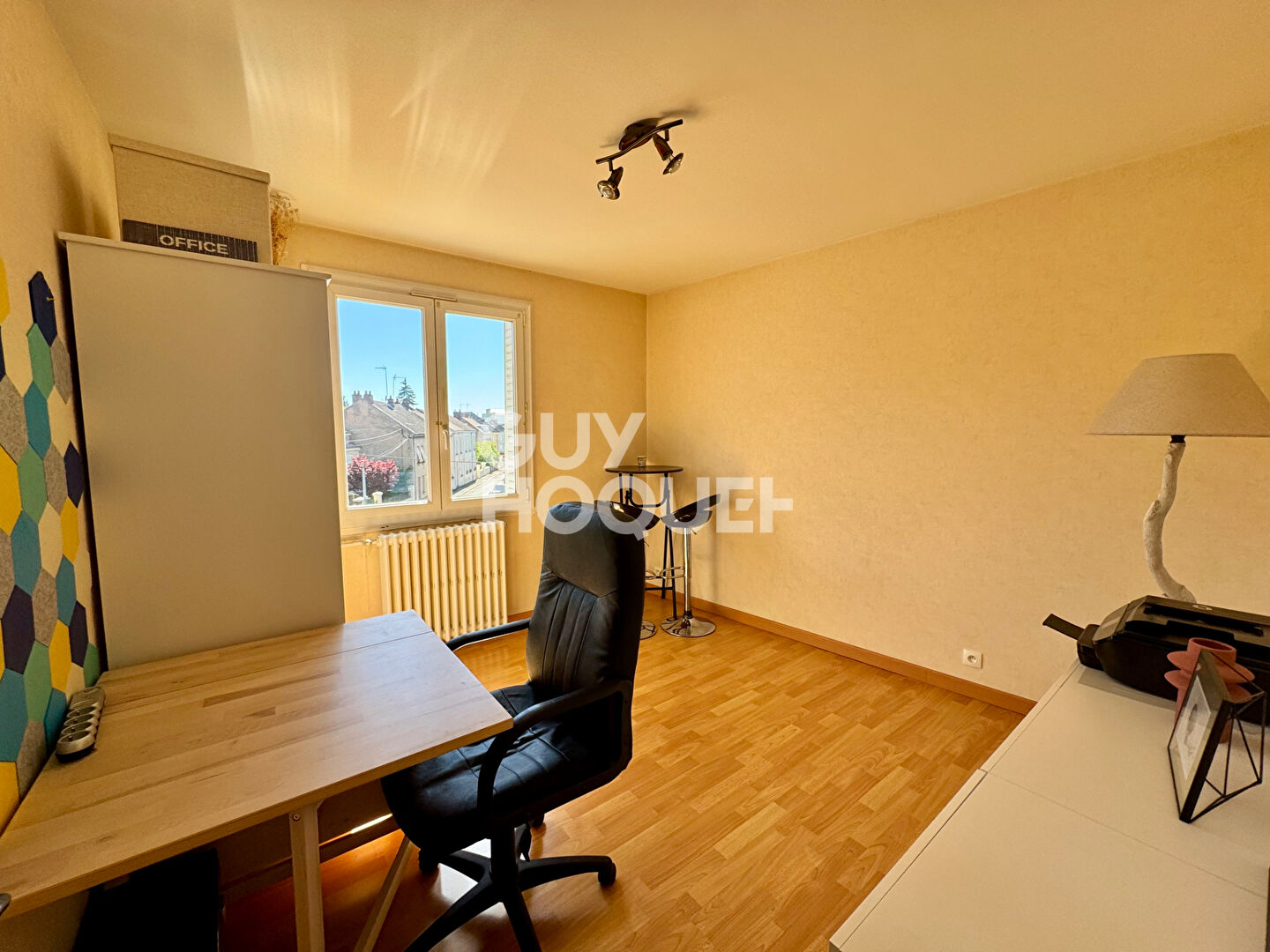Appartement (3 pièces) à vendre au dernier étage - LE CREUSOT