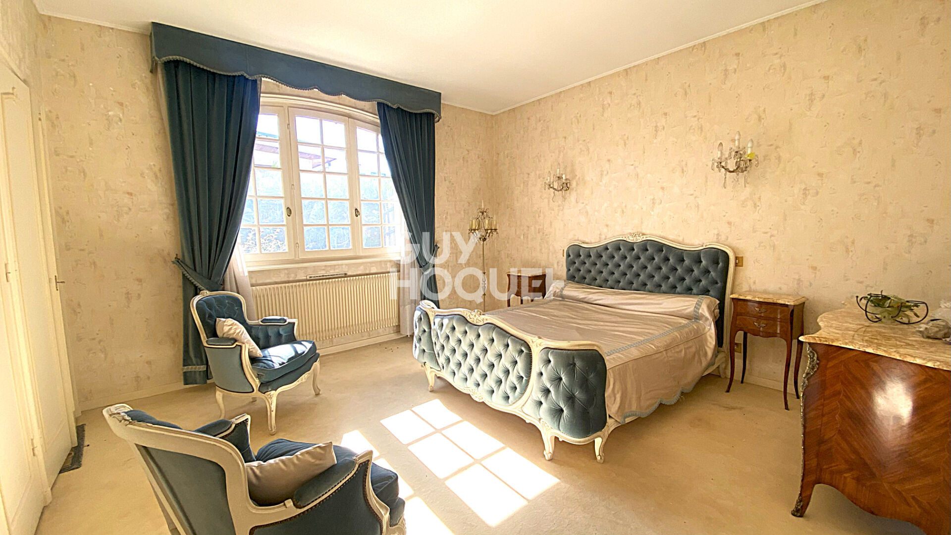 Maison Saint Apollinaire 8 pièce(s) 230 m2 avec dépendance