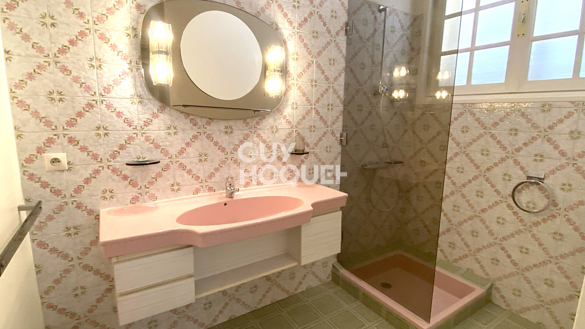 Maison Saint Apollinaire 8 pièce(s) 230 m2 avec dépendance