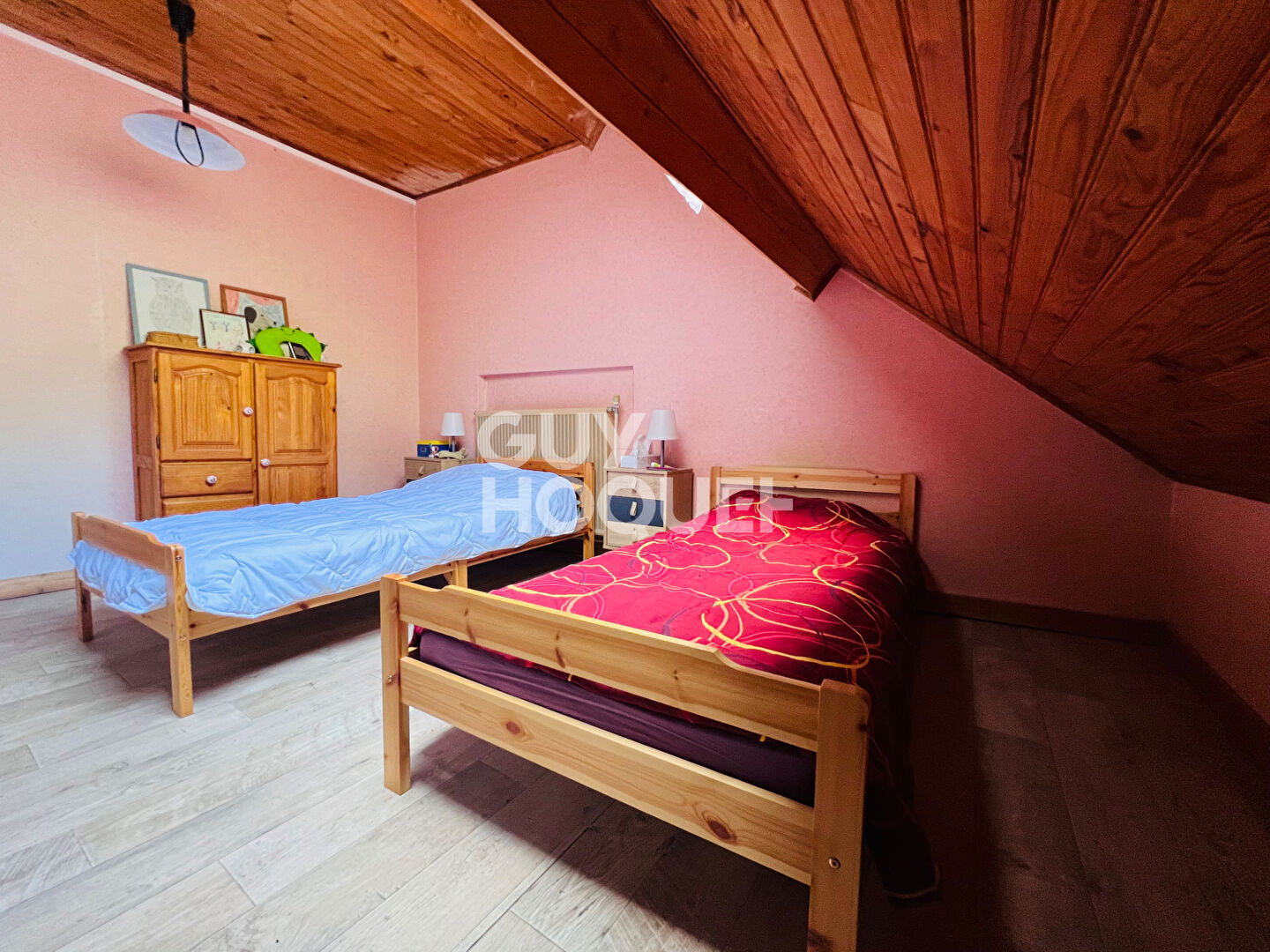 Maison spacieuse à vendre à Ozolles - 5 pièces avec grand terrain