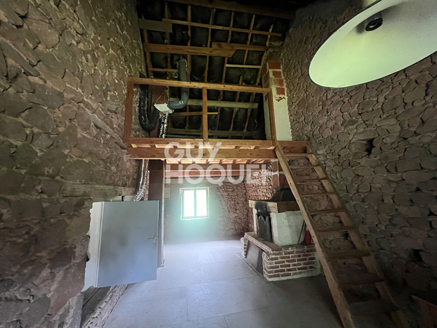 Maison spacieuse à vendre à Ozolles - 5 pièces avec grand terrain