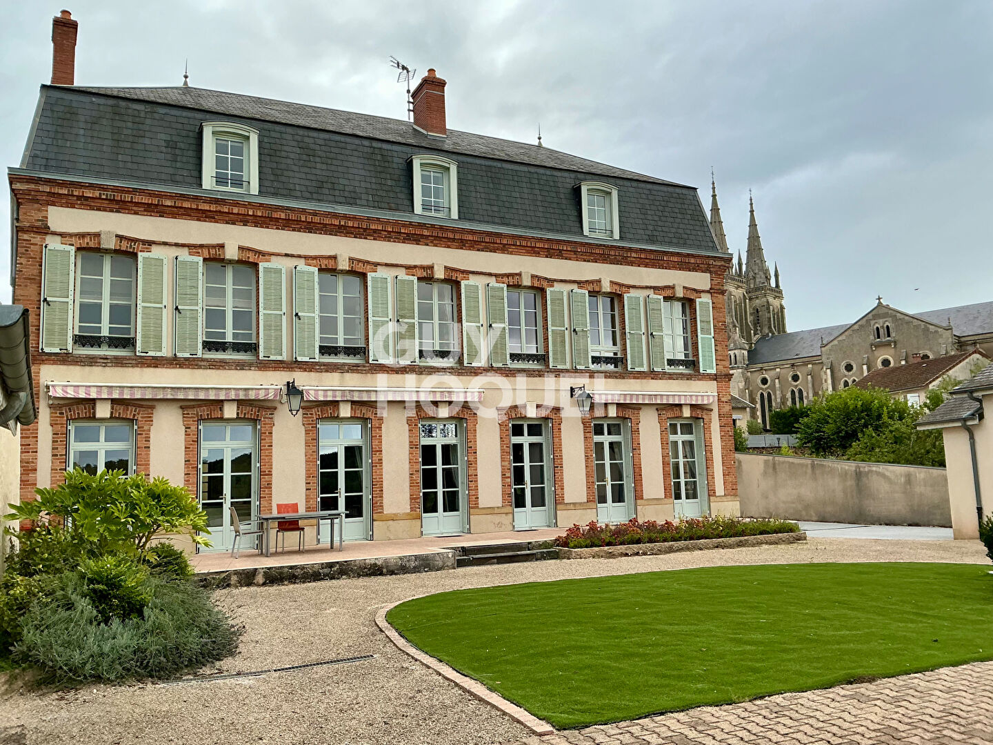 Demeure de prestige -18 pièce(s) 330 m2