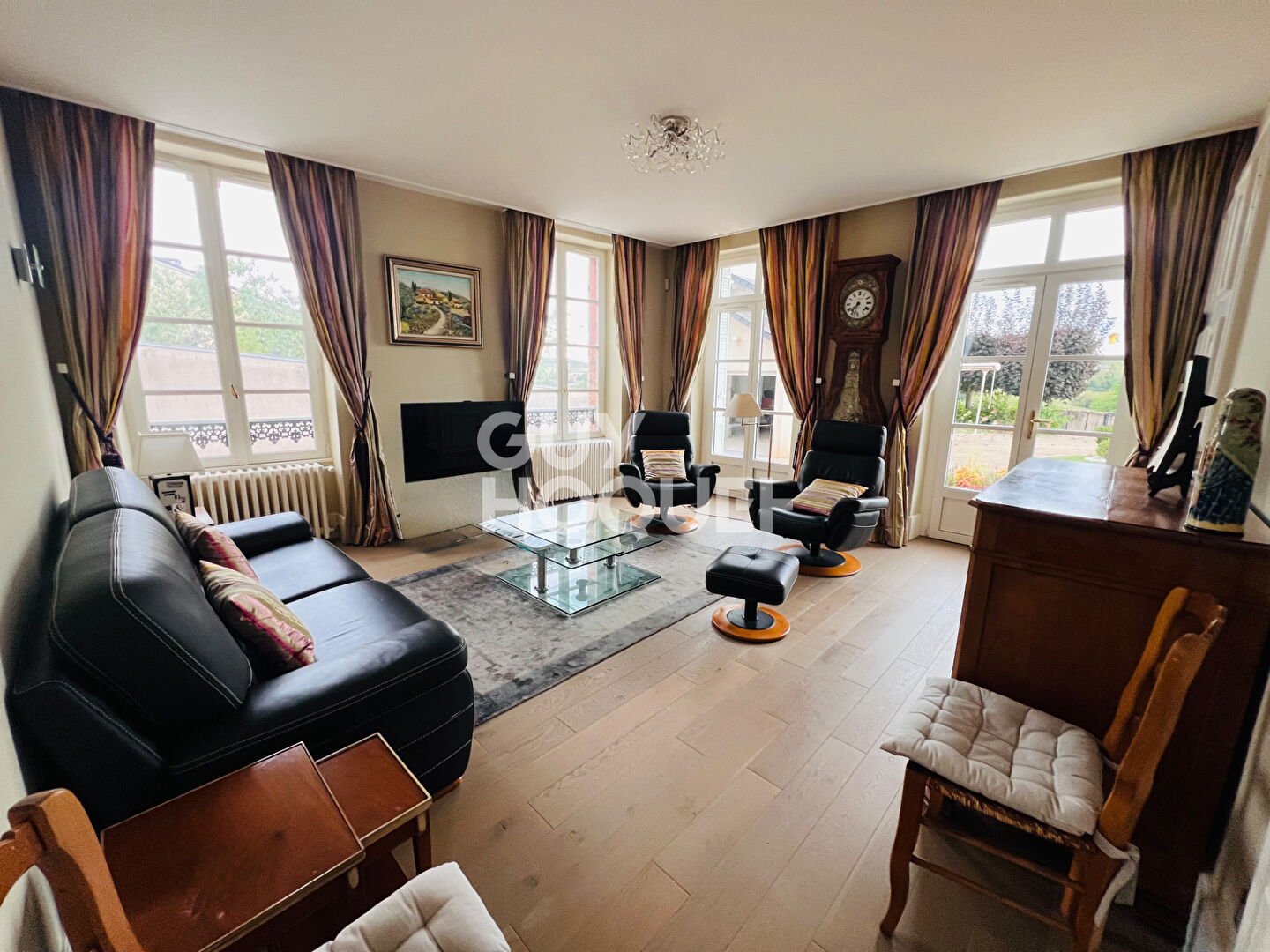 Demeure de prestige -18 pièce(s) 330 m2