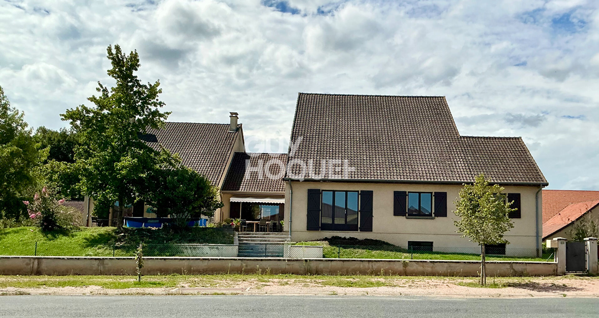 Maison spacieuse à vendre à Rigny-sur-Arroux 