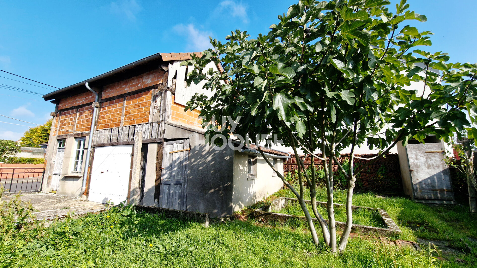 Maison historique avec appartement indépendant à Montchanin