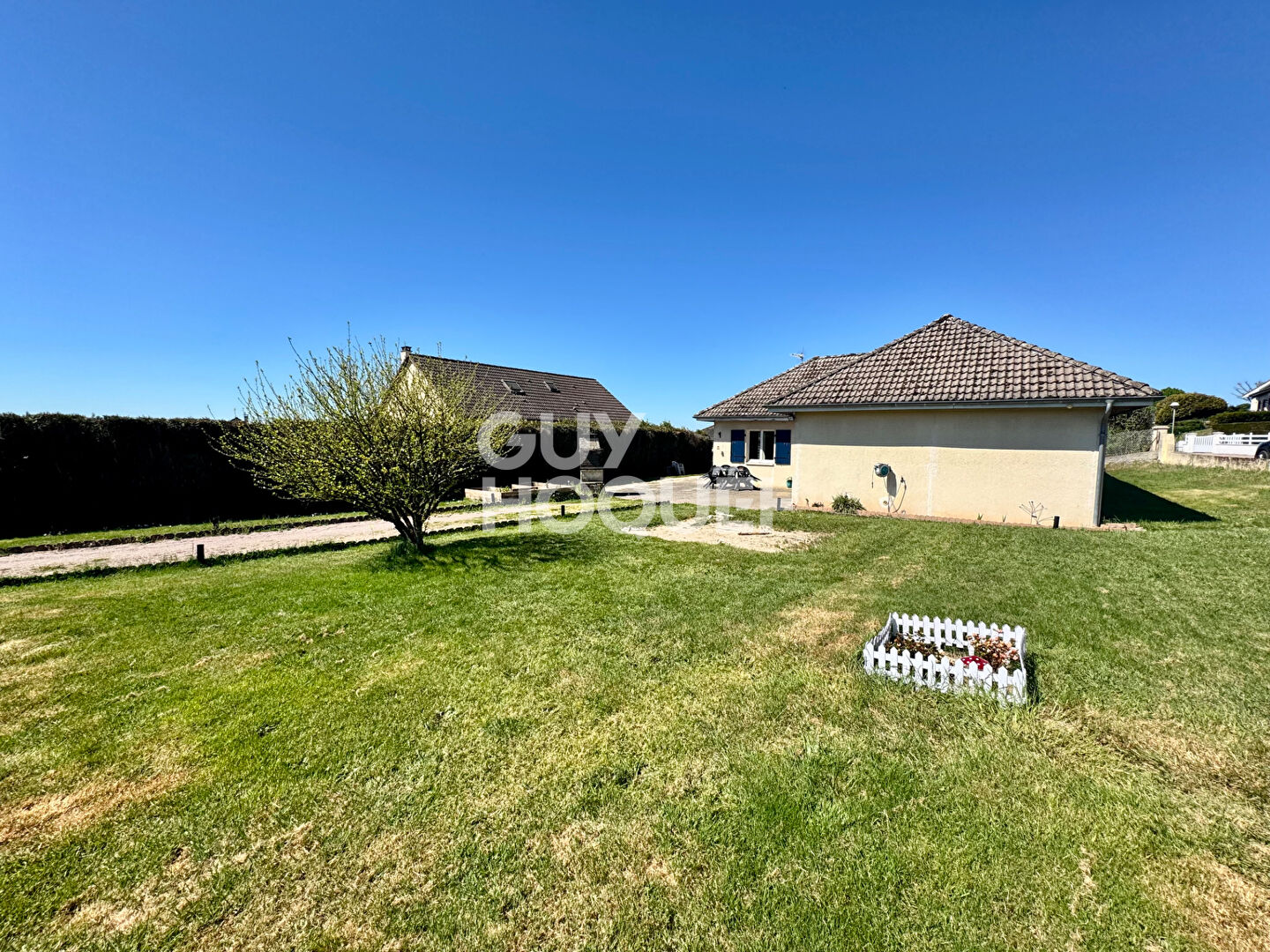 Maison de plain-pied à SAINT-EUSÈBE (71210)