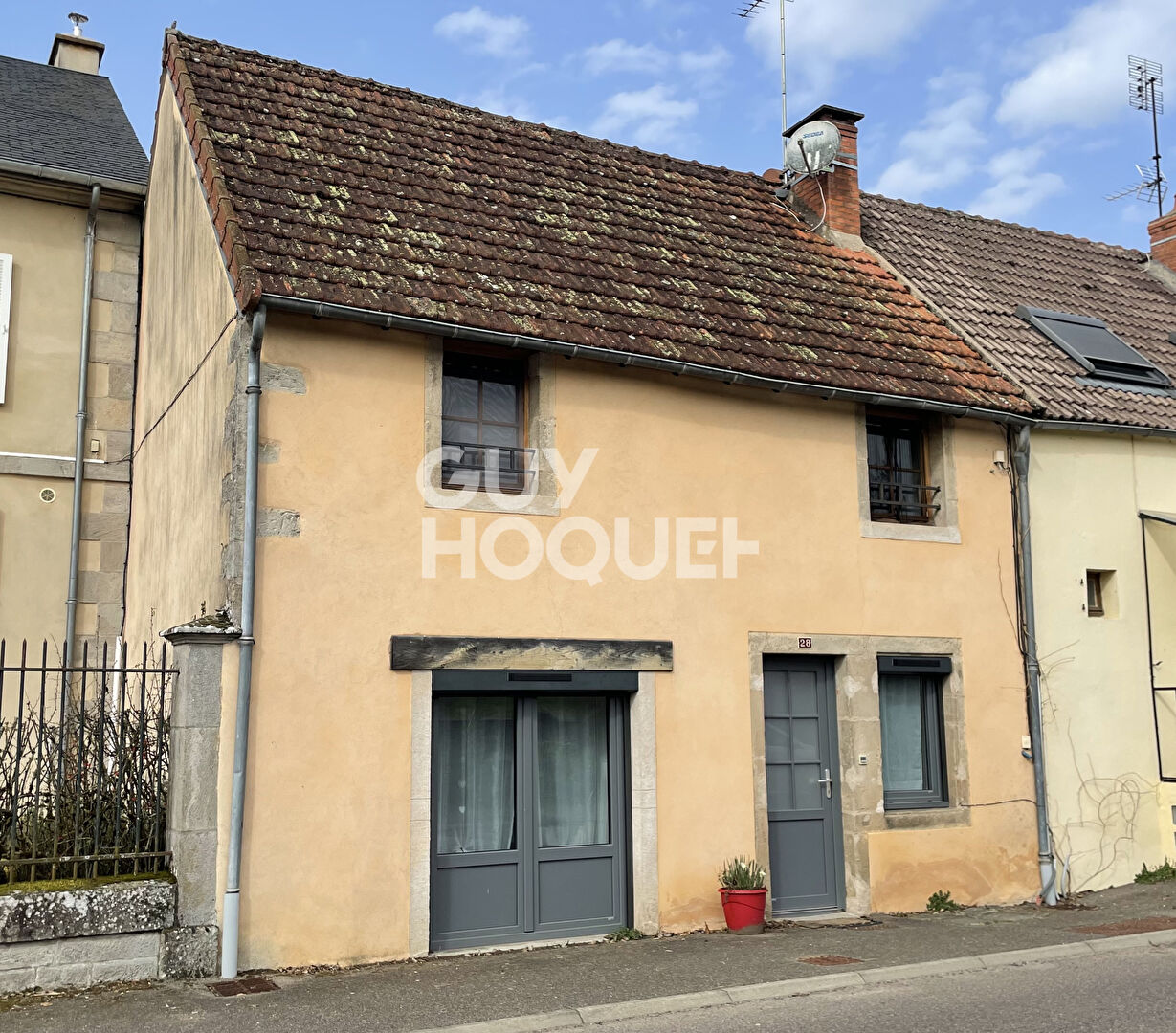 Maison mitoyenne très agréable à vendre à Saint-Émiland - Idéale primo-accédant