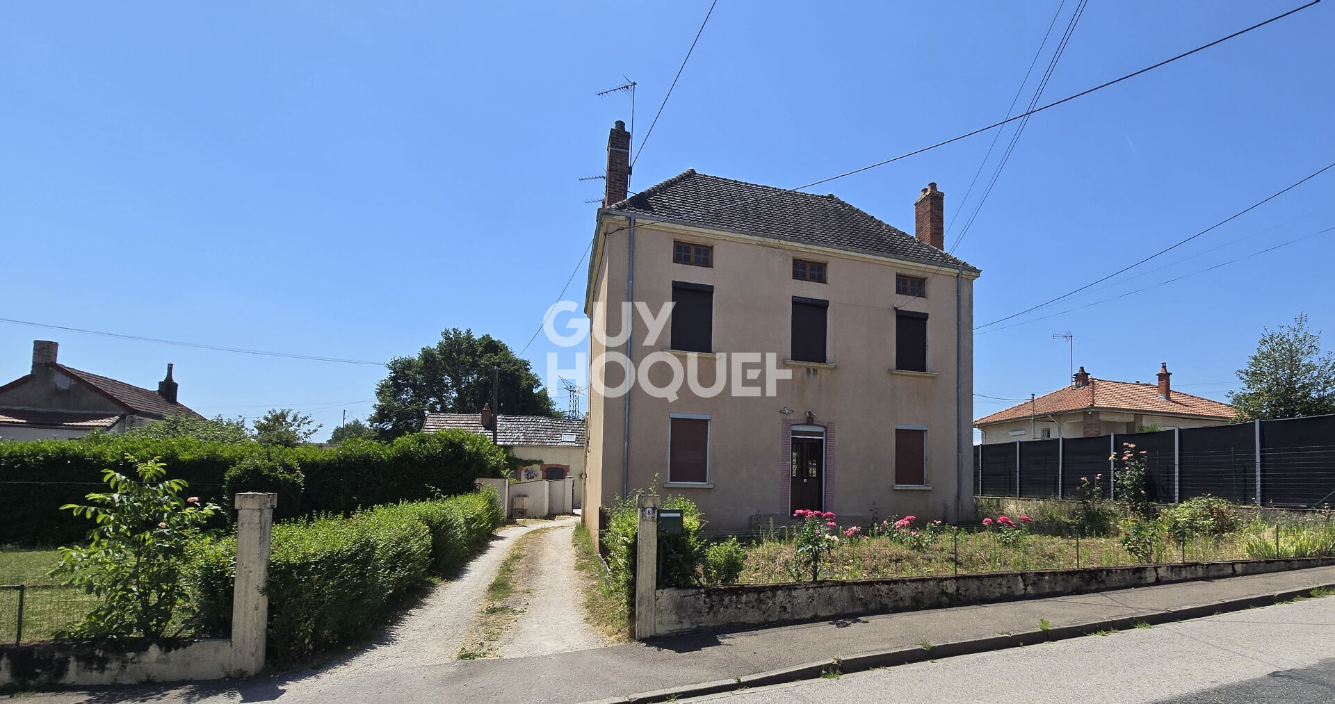 Ensemble immobilier à vendre à Écuisses