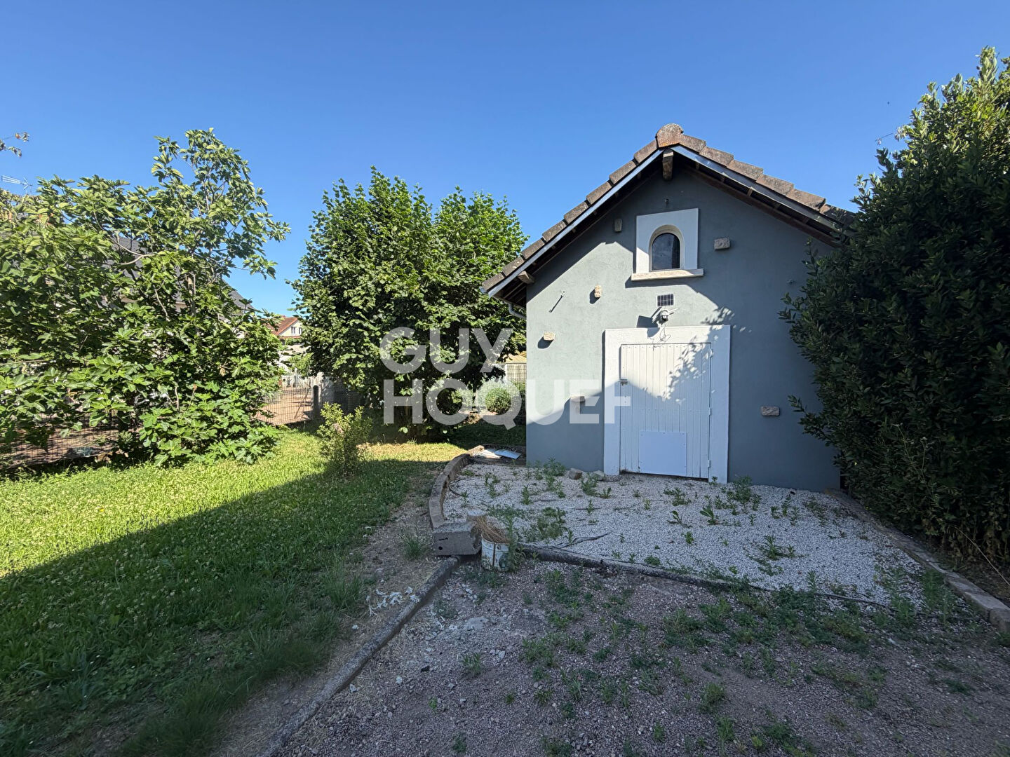 Maison spacieuse de 8 pièces à vendre à Le Breuil