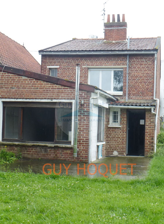 Maison  avec garage et jardin