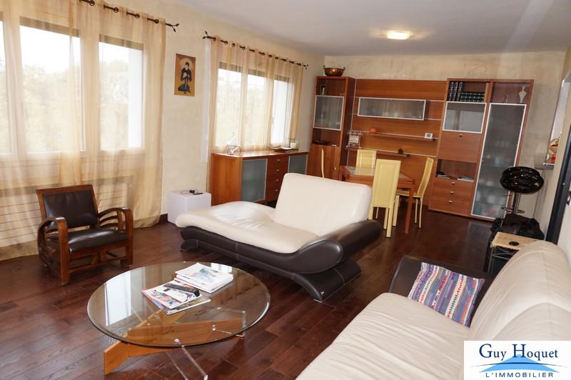 À vendre, appartement 5 pièces d'une surface habitable de 120 m² à Perreux-Sur-Marne (94170).