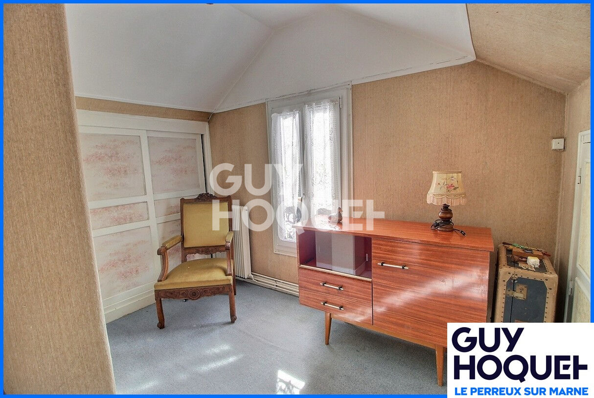 Maison 4 pièces sur 441 m² de terrain