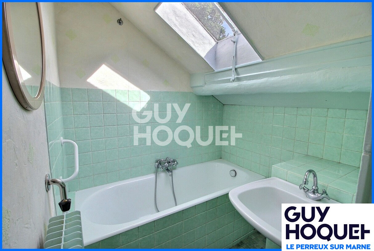 Maison 4 pièces sur 441 m² de terrain