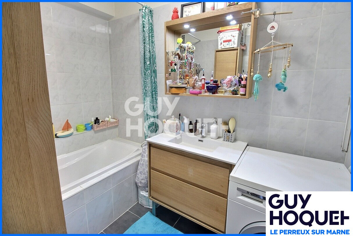 Appartement 3 pièces de 66.03m²  - Balcon, cave, box