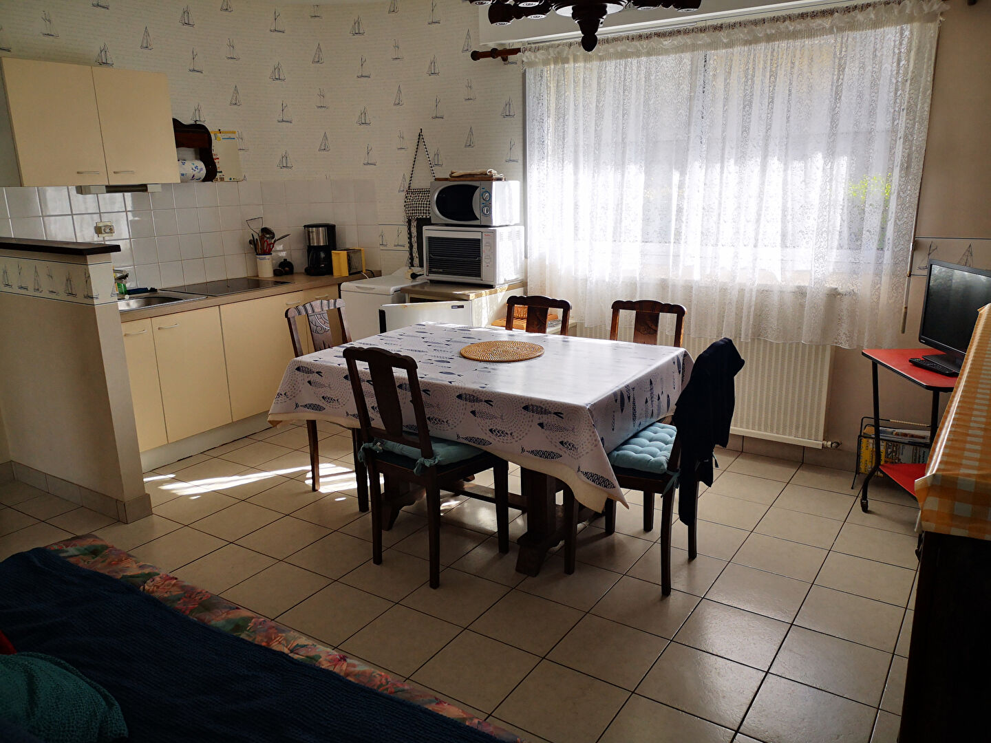 - 1 min de la  plage à pied-