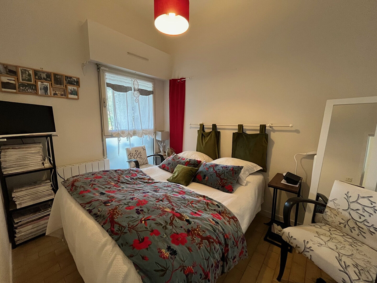 plage et commerces à pied.