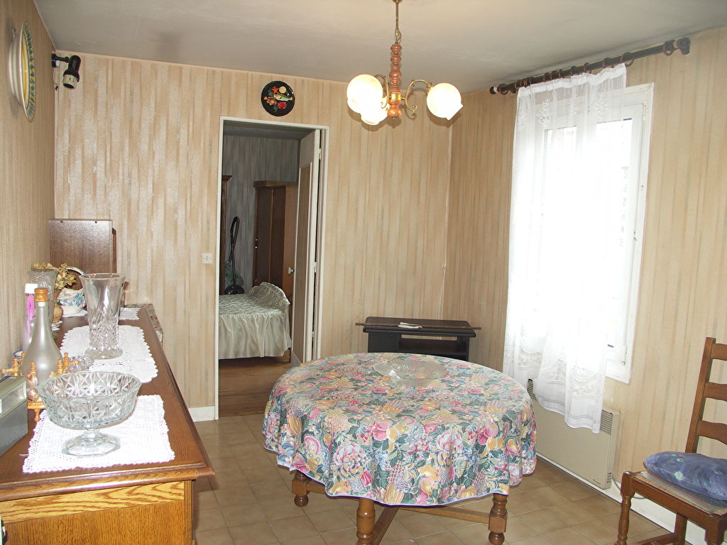 ROMAINVILLE - MAISON 2 PIECES