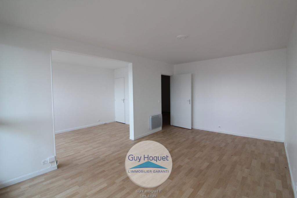 F3 - LE PRE ST.GERVAIS - BALCON - PARKING - CAVE