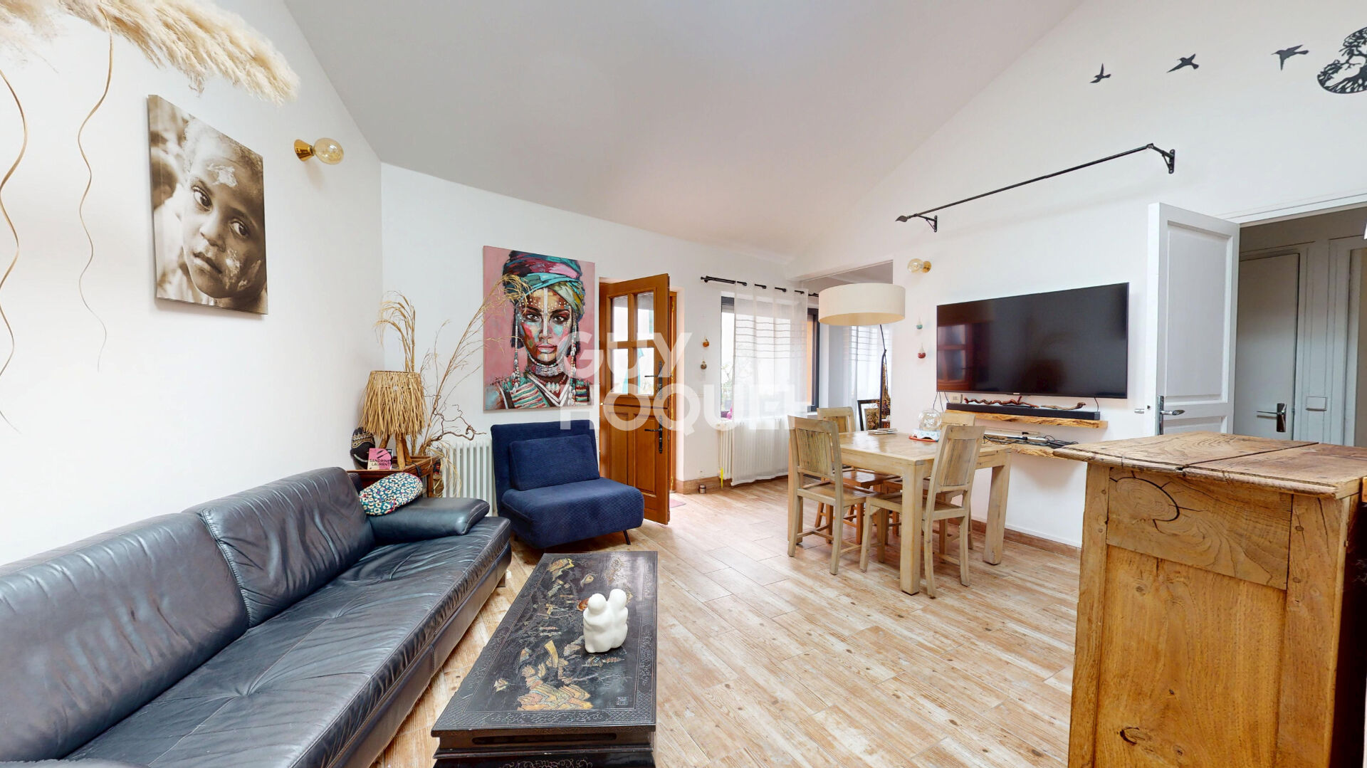 Les Lilas  Maison 3 pièces avec terrasse - Hypercentre