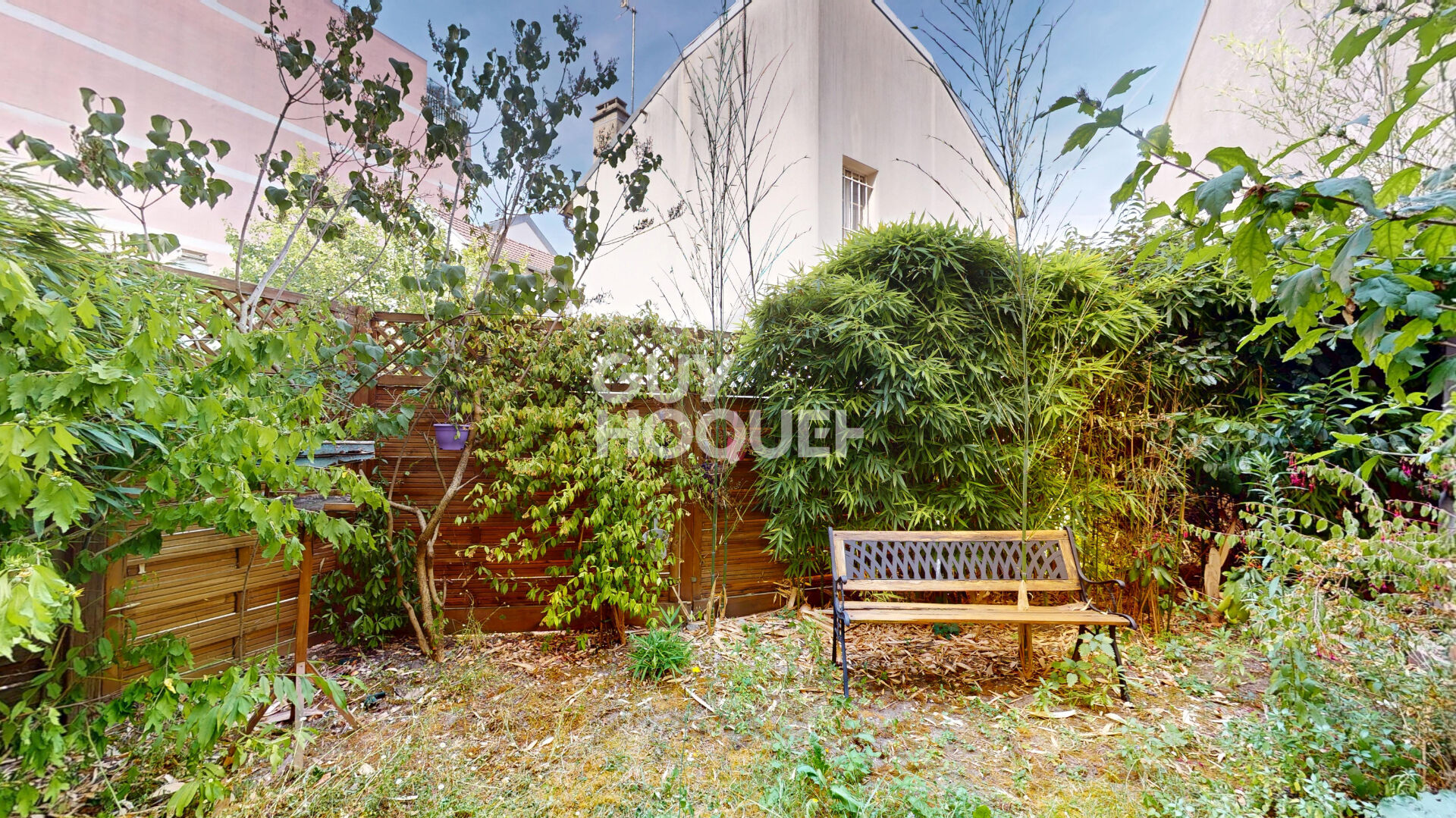 RARE AUX LILAS - REZ-DE-JARDIN D'ESPRIT MAISON EN FACE DU PARC LUCIE AUBRAC - METRO 2 MIN