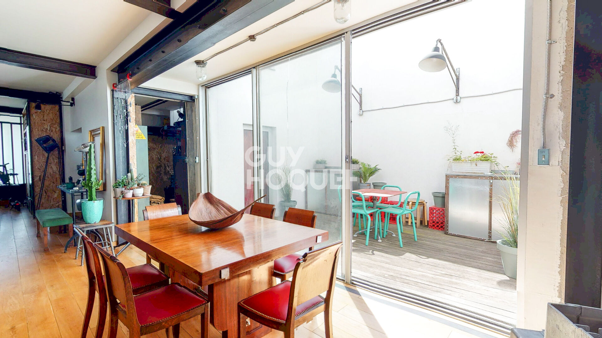 Loft d'exception avec terrasse et volumes généreux ? Une pépite rare !