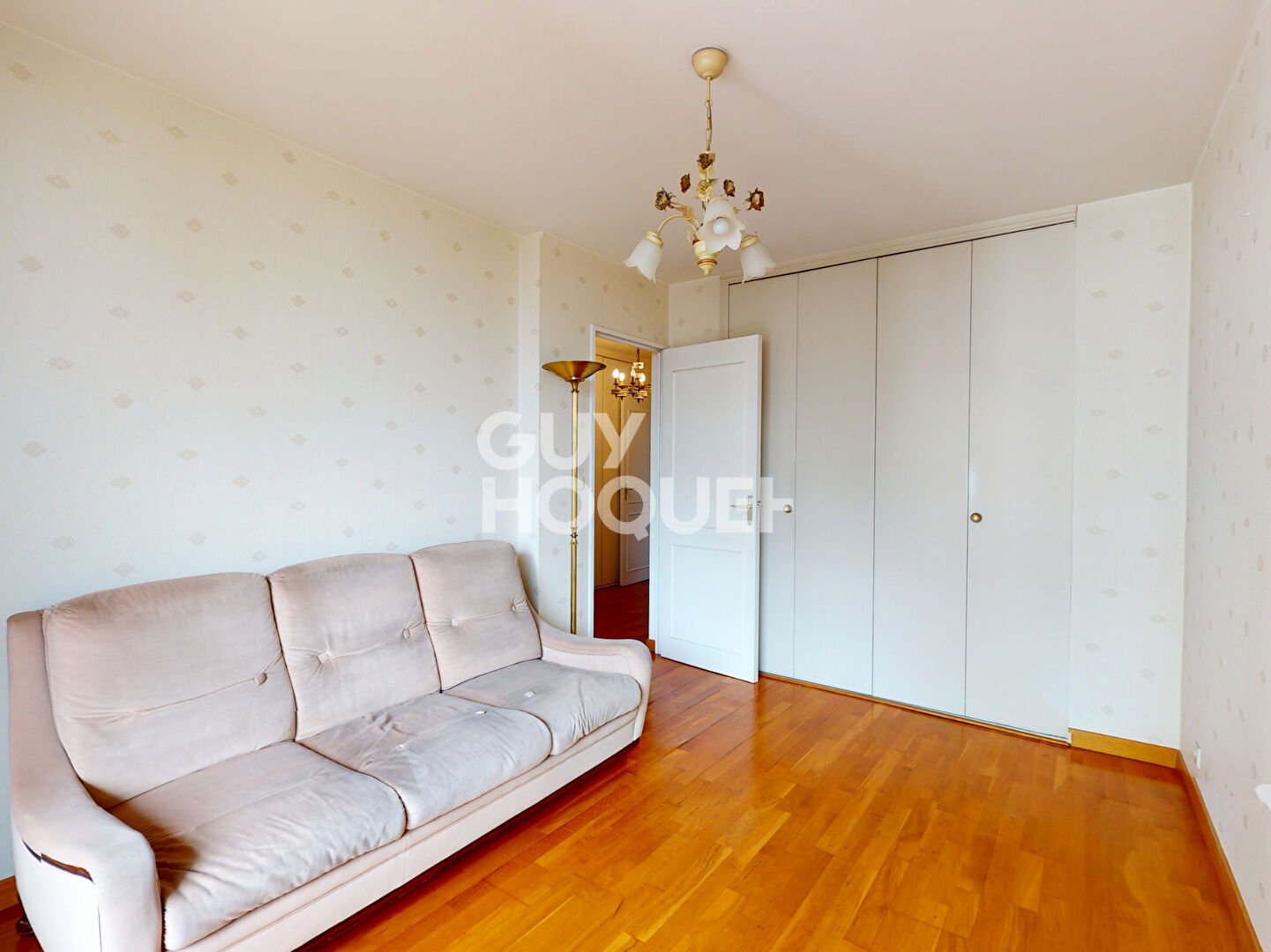 LES LILAS, 86m2 3ch, dernier étage terrasses