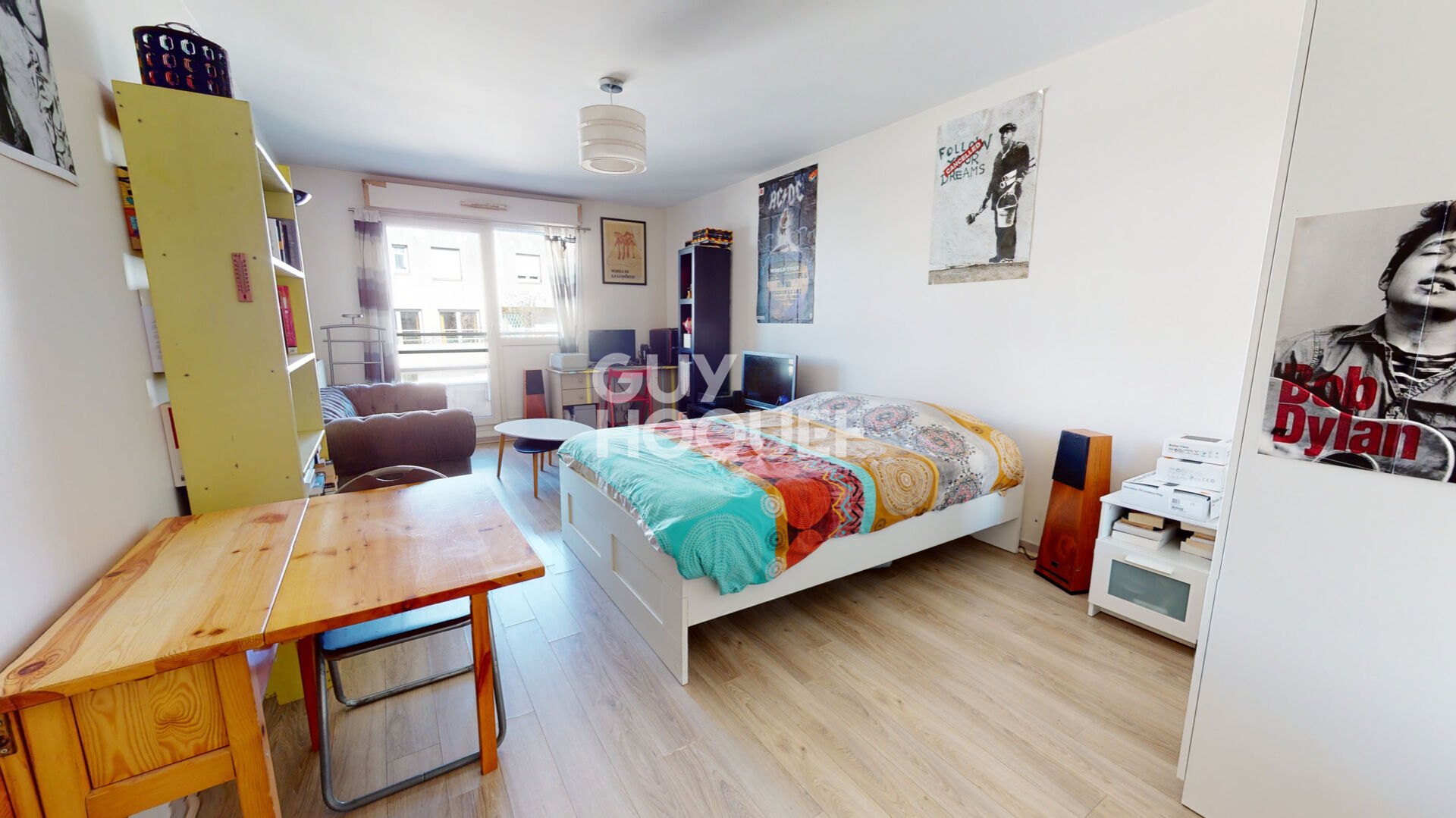 Studio avec Balcon - Calme et Lumineux. Cave