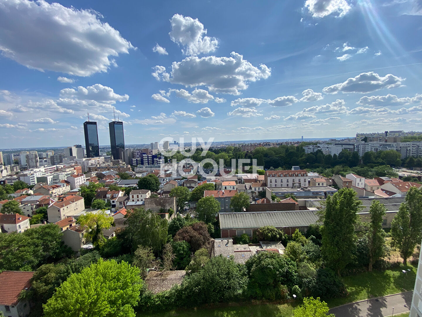 Appartement 2 pièces de 50m2 avec vue exceptionnelle sur Paris.