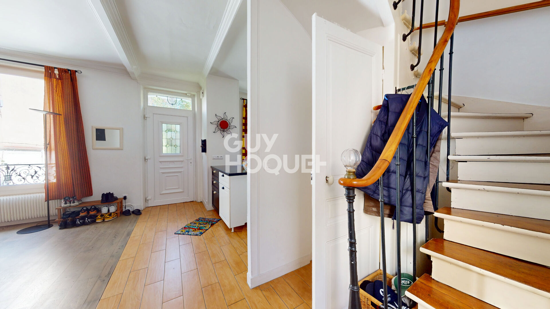 BELLE MEULIERE - 7 pièces, 160m2, avec patio et jardin - 8mn métro Mairie des Lilas - 500m de Paris