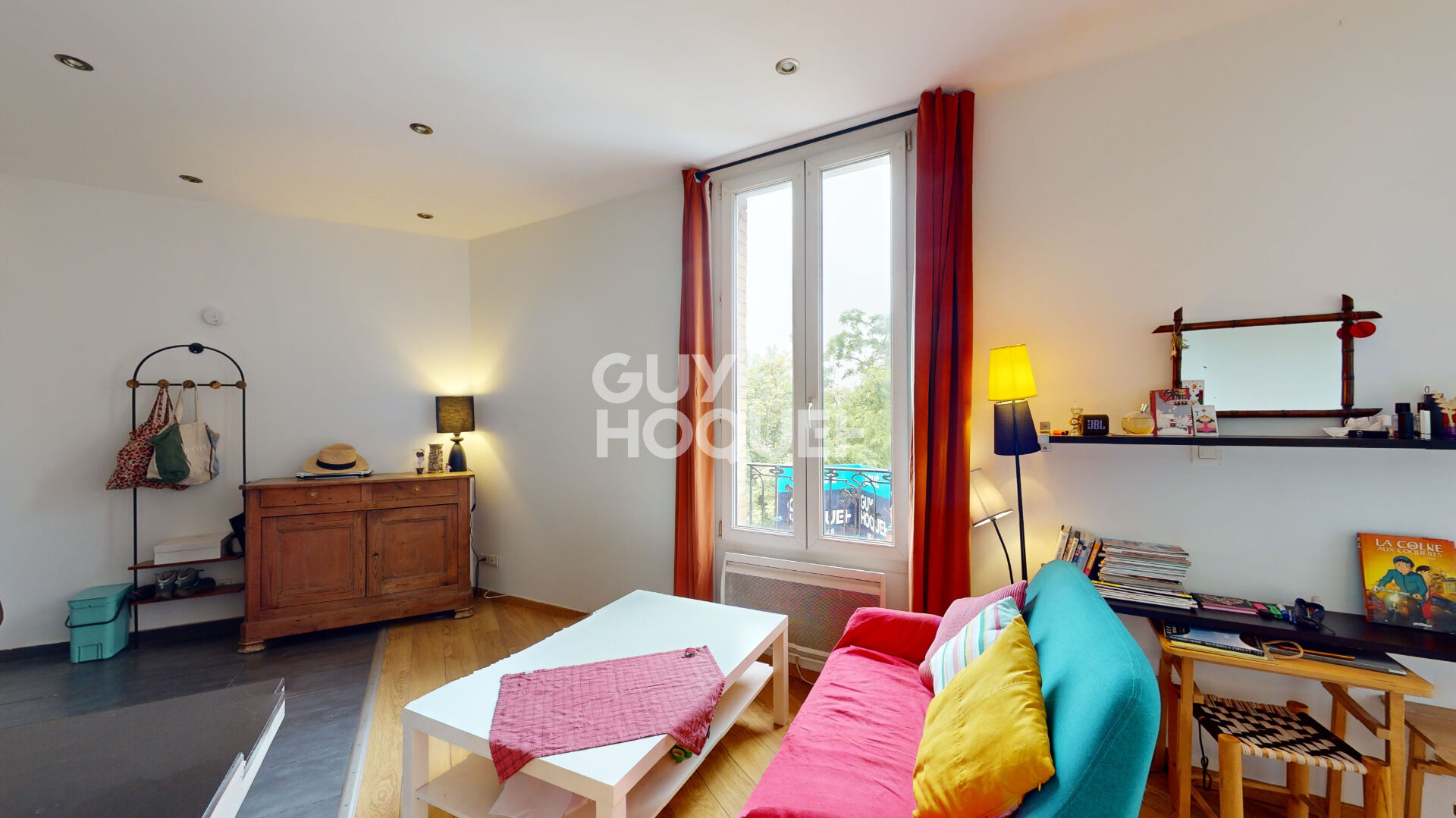 Appartement Les Lilas 1 pièce - DERNIER ETAGE - PROCHE PISCINE