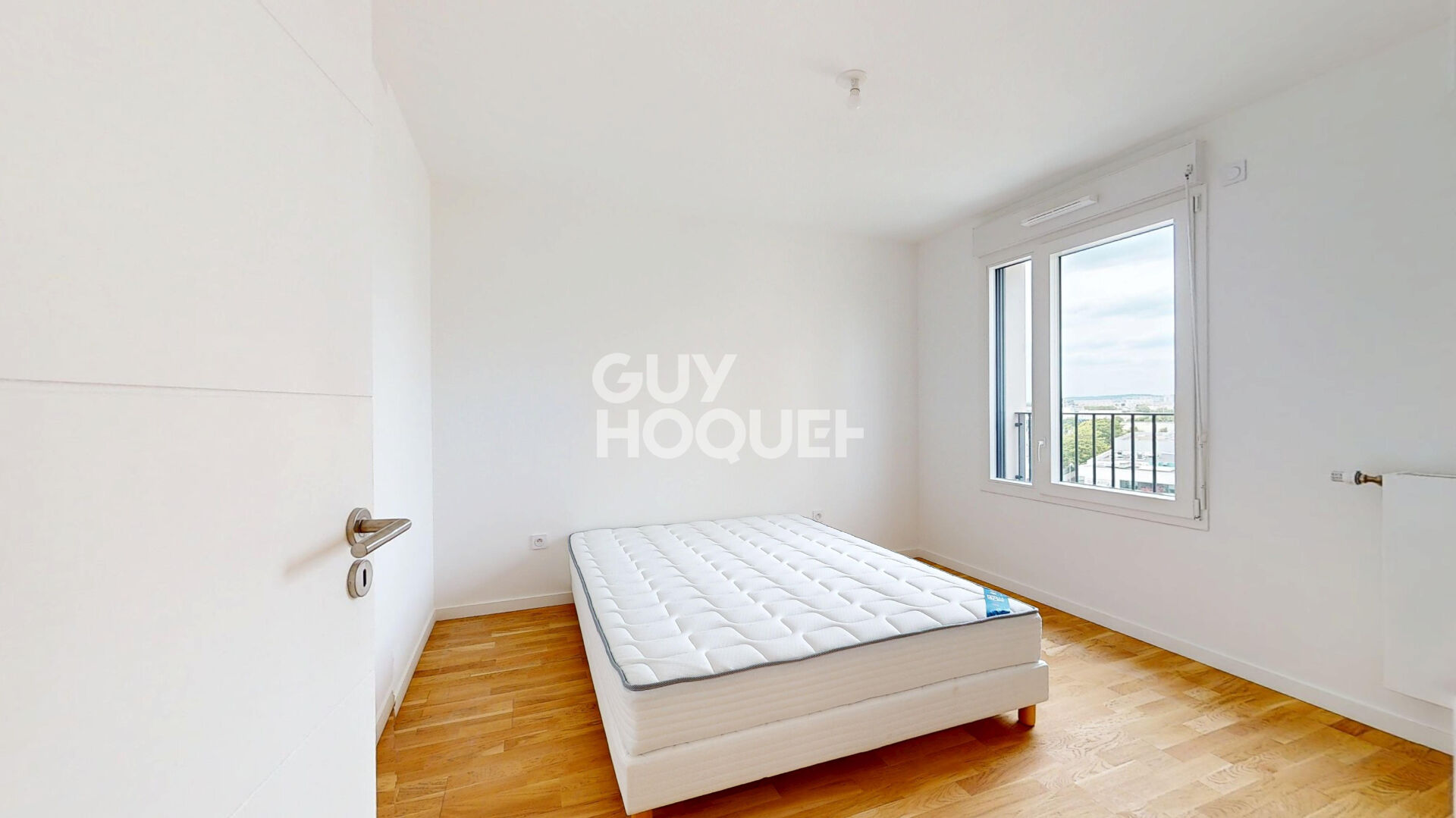 Appartement F2 - PARKING ET TERRASSE PARATGEE