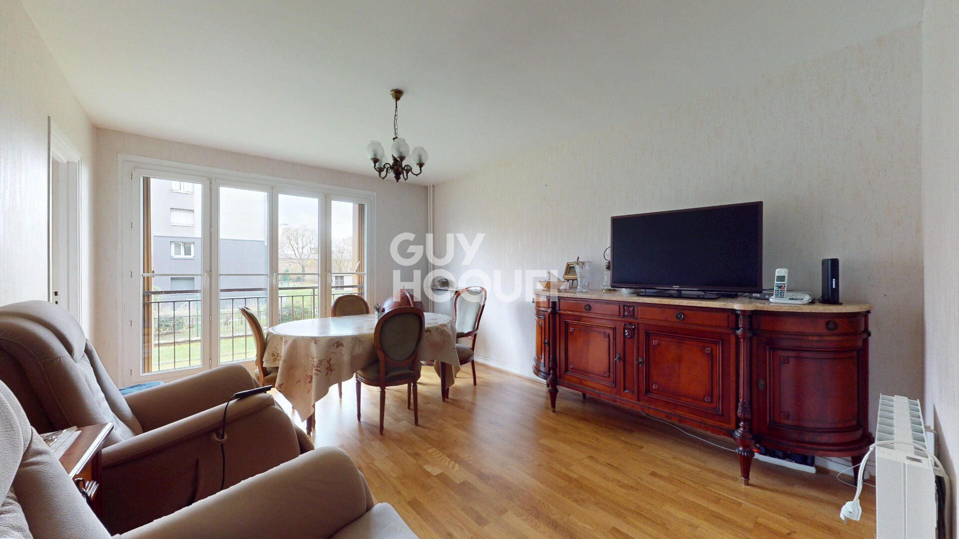 4 pièces traversant avec parking et cave