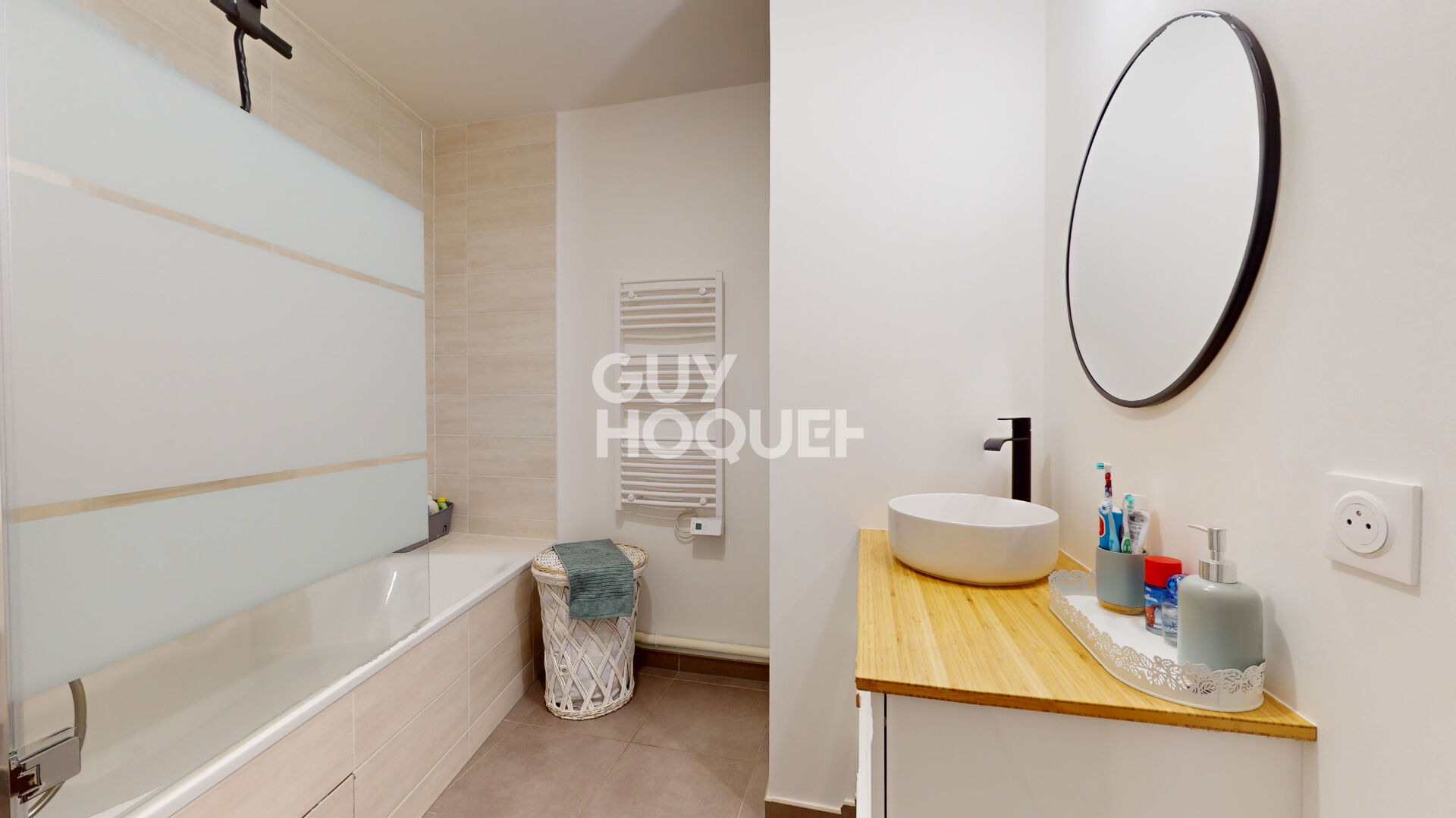 COUP DE COEUR -  4 pièces, 120m2 de toit terrasse , 2 balcons à ROMAINVILLE