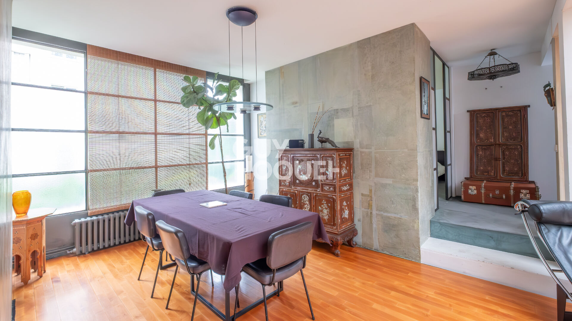 Loft atypique avec verrière au coeur des Lilas