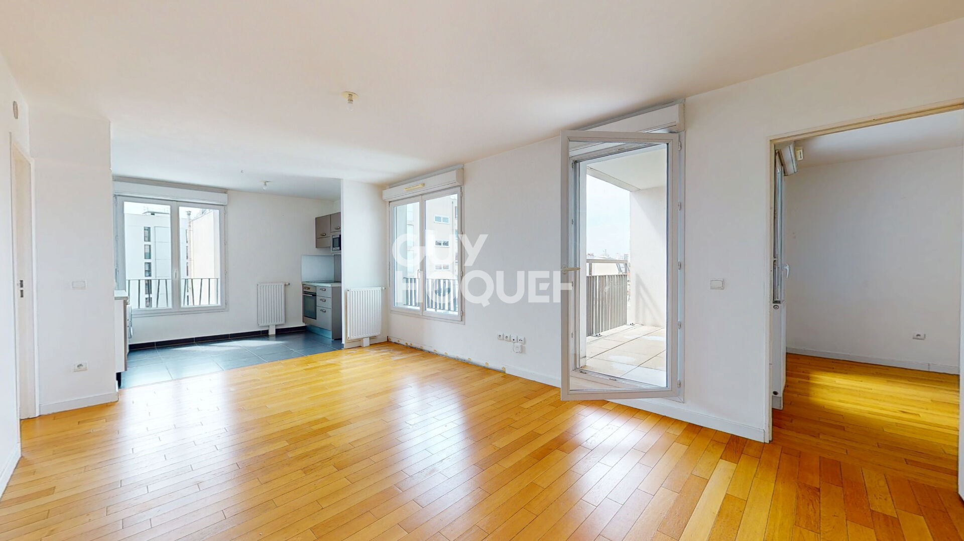 Appartement 3 pièces avec espace extérieur dans un immeuble 2013
