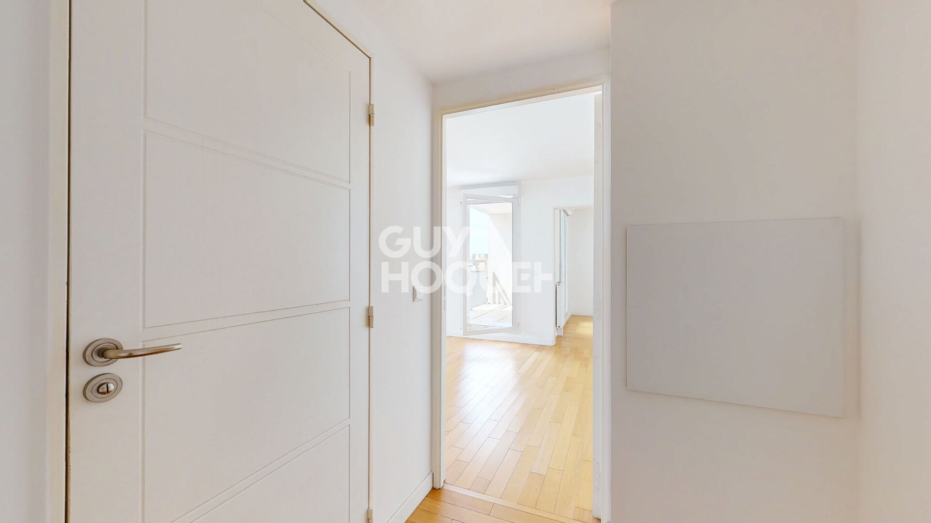 Appartement 3 pièces avec espace extérieur dans un immeuble 2013