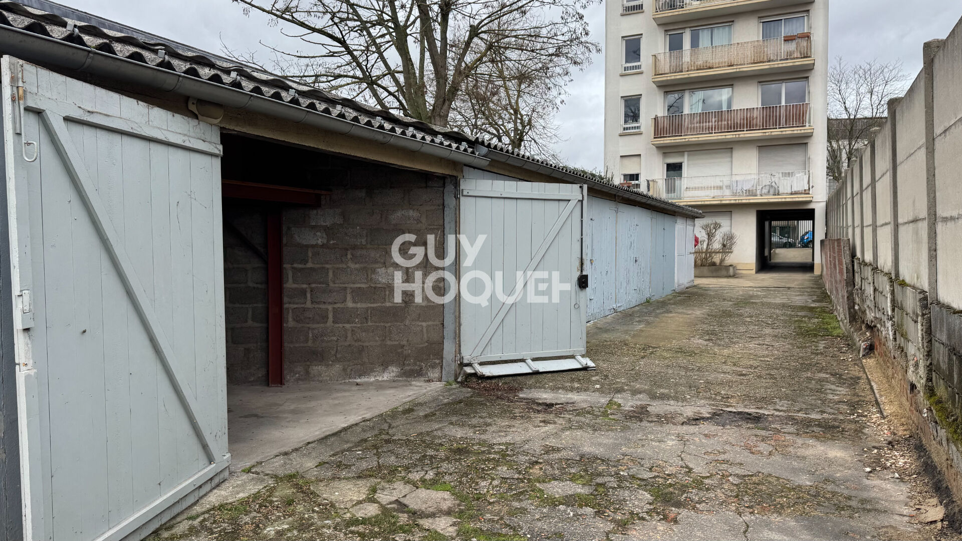 Box spacieux avec mezzanine