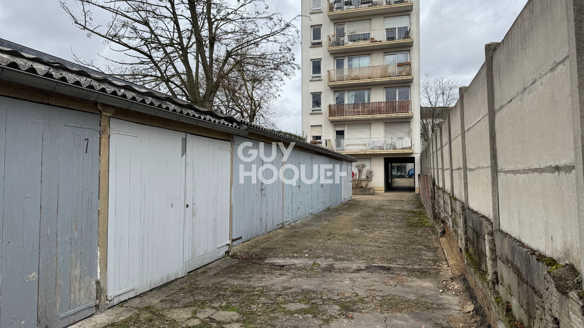 Box spacieux avec mezzanine