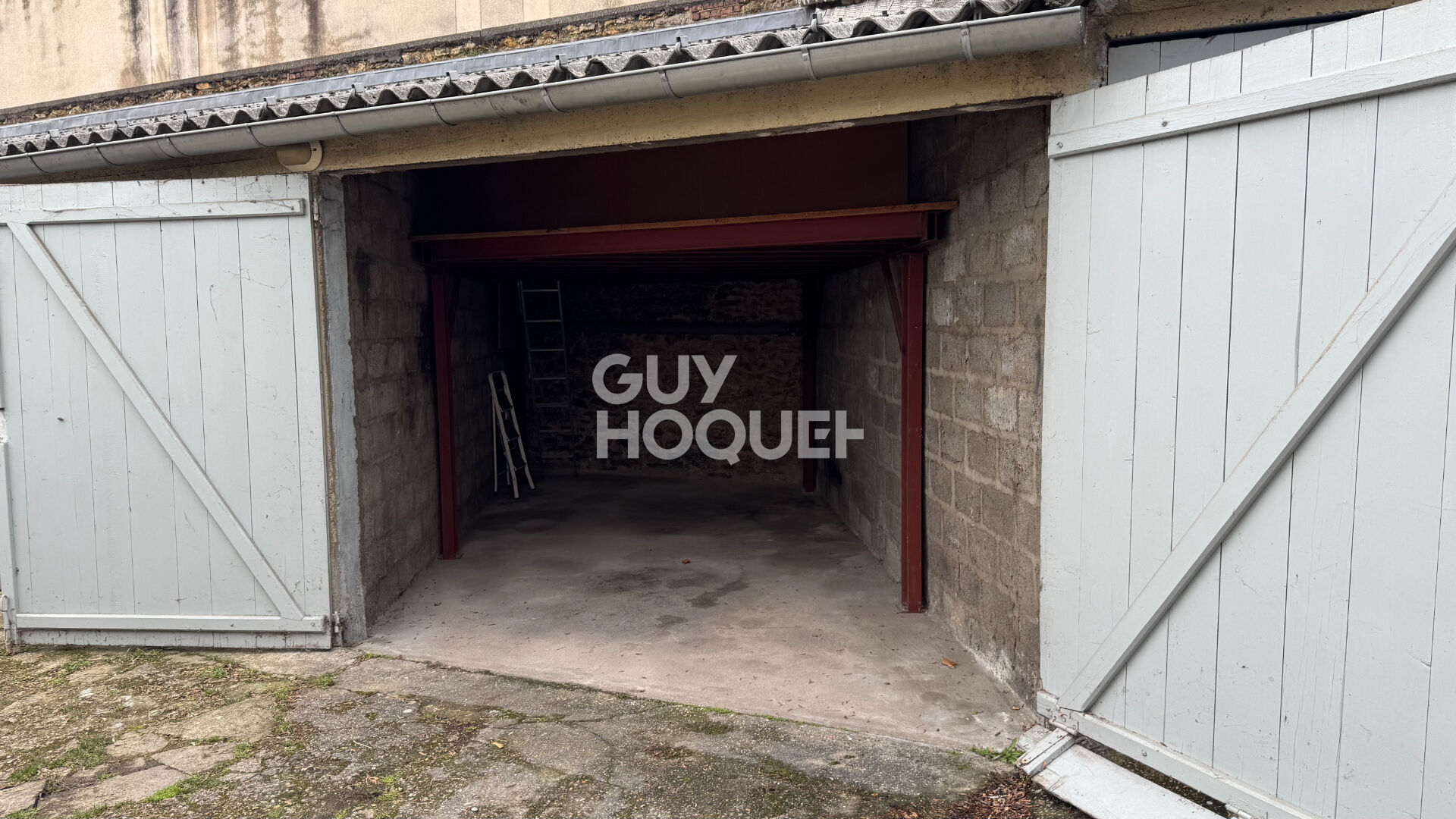 Box spacieux avec mezzanine