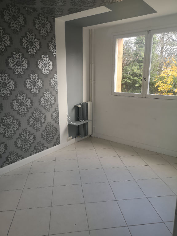 GAGNY : appartement F2 (43 m²) en location